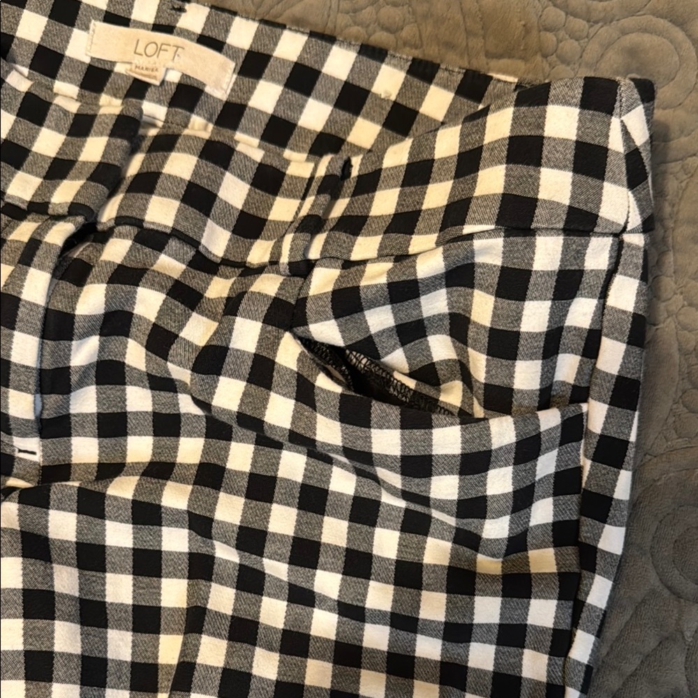 LOFT Black and White Checkered Pants - Picture 5 of 10